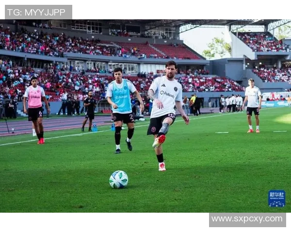 中国与巴拿马足球友谊赛精彩对决比分揭晓引发热议 中国与巴拿马足球友谊赛精彩对决比分揭晓引发热议