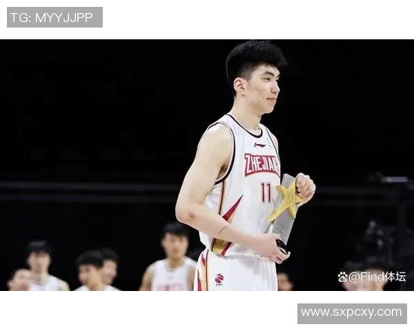 余嘉豪的成长之路与篮球梦想:从少年到职业球员的奋斗历程 余嘉豪的成长之路与篮球梦想:从少年到职业球员的奋斗历程