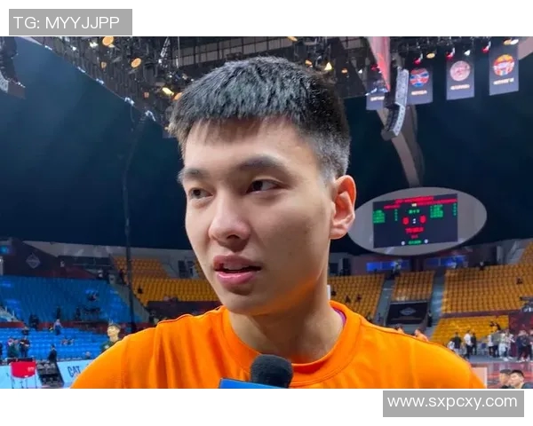 基尔队与杜伊斯堡队激战正酣谁能在这场较量中笑到最后 基尔队与杜伊斯堡队激战正酣谁能在这场较量中笑到最后